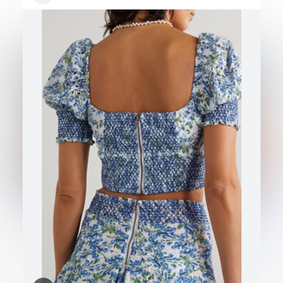 Alice and Olivia Crawford Blue and White Sweetheart Puff Sleeve Crop Top - Picture 4 of 11